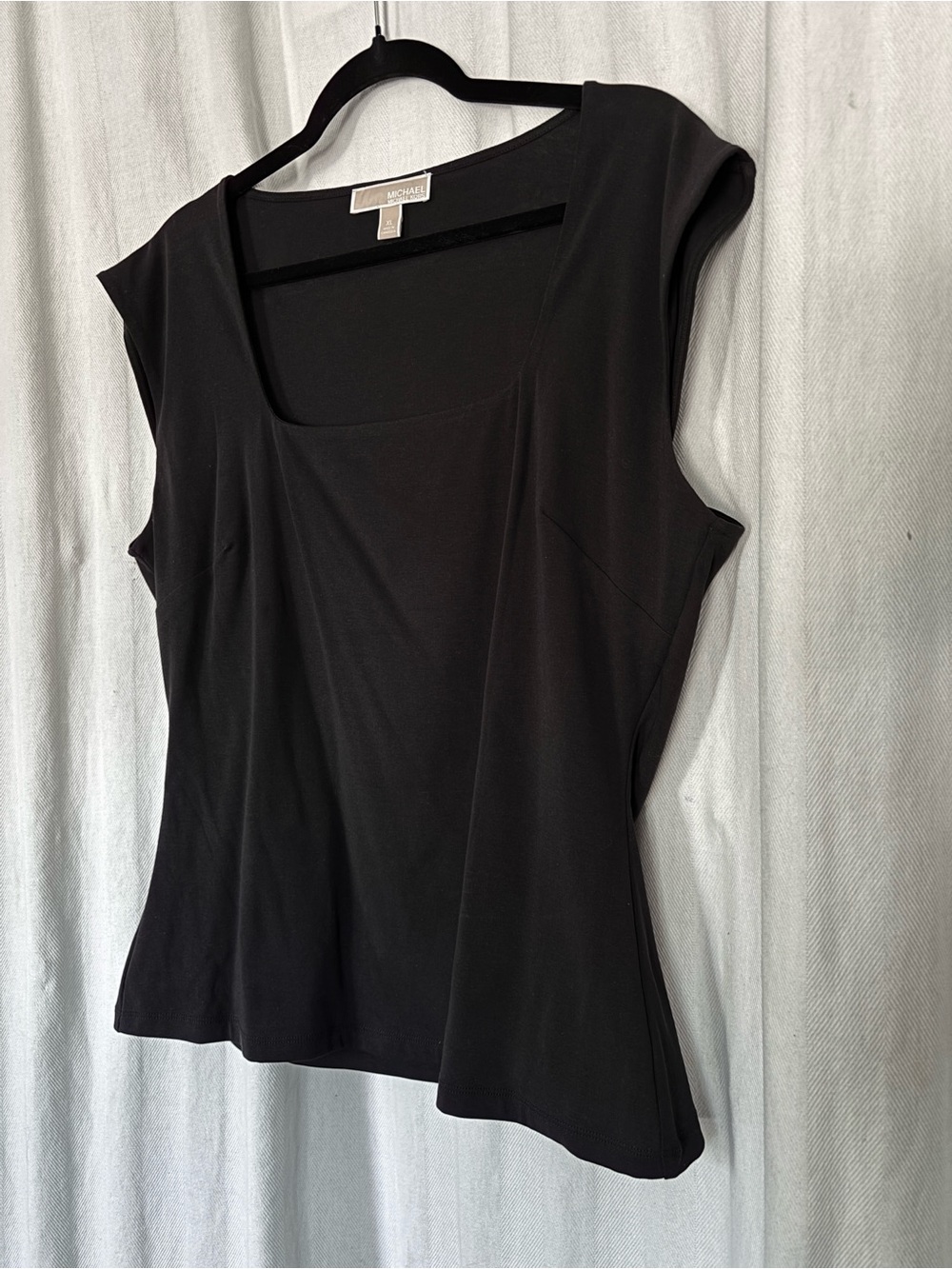MICHAEL Michael Kors Black Square Neck Cap Sleeve Tank